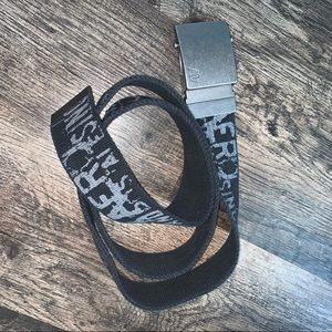 Men’s Aeropostale belt